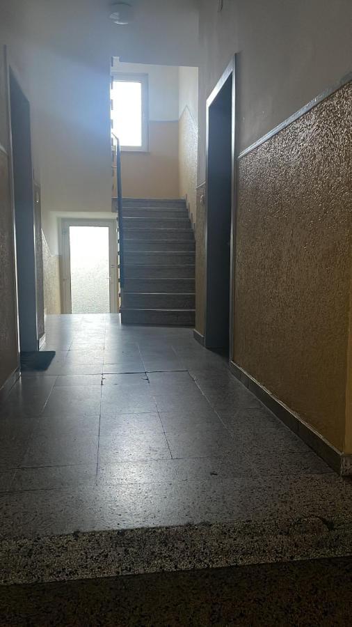1 Zimmerwohnung Mit Kueche, Balkon Und Badezimmer In Duesseldorf Apartmen Ngoại thất bức ảnh